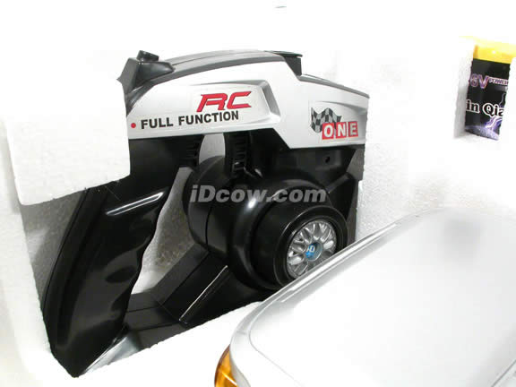 2007 RC Toyota FJ Cruiser model car 1:10 scale - Silver