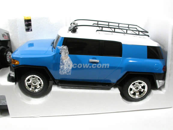 2007 RC Toyota FJ Cruiser model car 1:10 scale - Blue