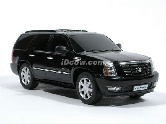 RC 2009 Cadillac Escalad model car 1:24 scale by RASTAR - Black