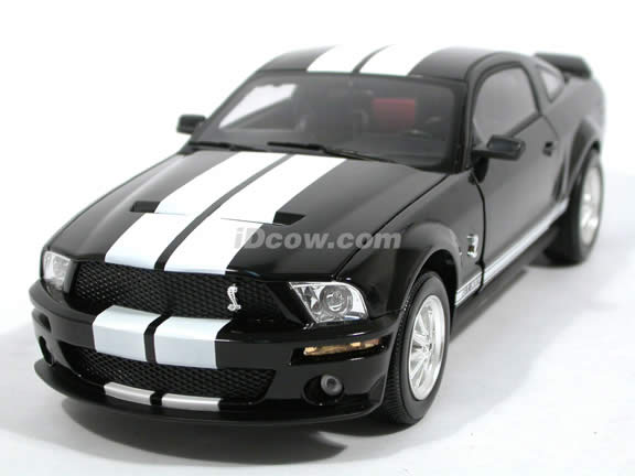2007 Ford Mustang Shelby GT500 diecast model car 1:18 scale die cast by Shelby Collectibles - Black White 75009