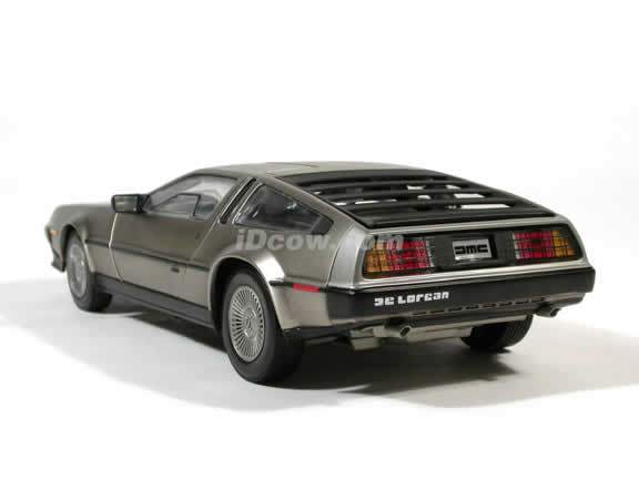 1981 DeLorean LK Diecast model car 1:18 scale die cast by Sun Star - Stainless Steel