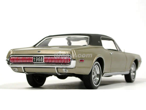 1968 Mercury Cougar XR7 Diecast model car 1:18 scale die cast by Sun Star - Pewter