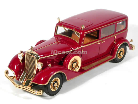 1932 Deluxe Tudor the State Limousine of Puyi the last emperor of China diecast model car 1:18 scale die cast by Sun Star