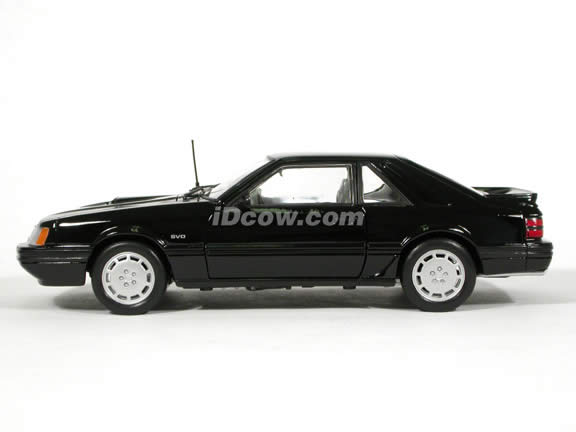 1986 Ford Mustang SVO diecast model car 1:18 scale die cast by Welly - Black