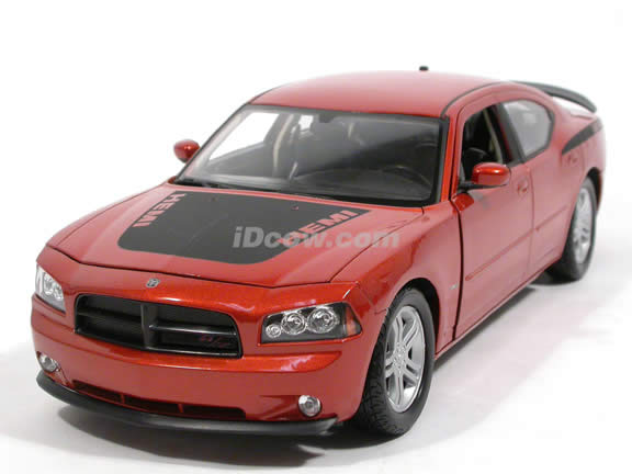 2006 Dodge Charger diecast model car 1:18 scale Daytona R/T by Welly - Copper 18003W