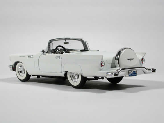 1957 Ford Thunderbird diecast model car 1:18 scale die cast by Yat Ming - White